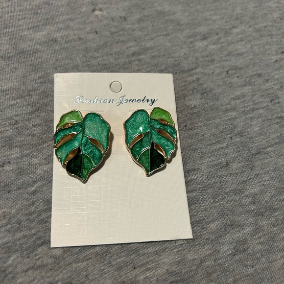 Leaf Earrings - Picture 1 of 3